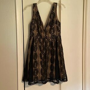 Lulus Skater Dress Lace Overlay Small Like New